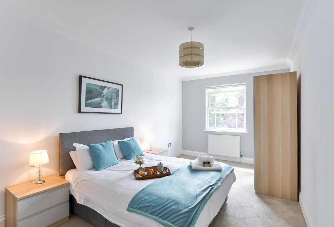Kvm - Jubilee Mansions Apartment By Kvm Stays ピーターバラ エクステリア 写真